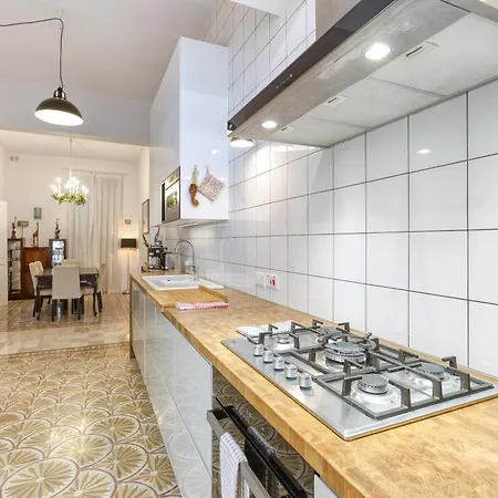 Stylish 3br Townhouse With Private Terrace & Bbq By 360 Estates Nyaraló *