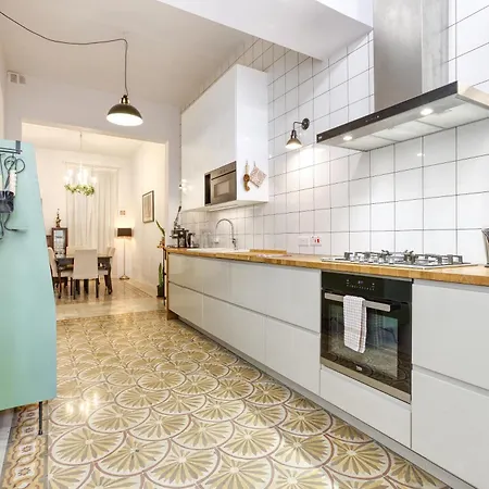 Stylish 3br Townhouse With Private Terrace & Bbq By 360 Estates Holiday home Paola