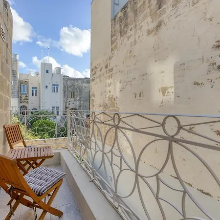 Stylish 3br Townhouse With Private Terrace & Bbq By 360 Estates Paola