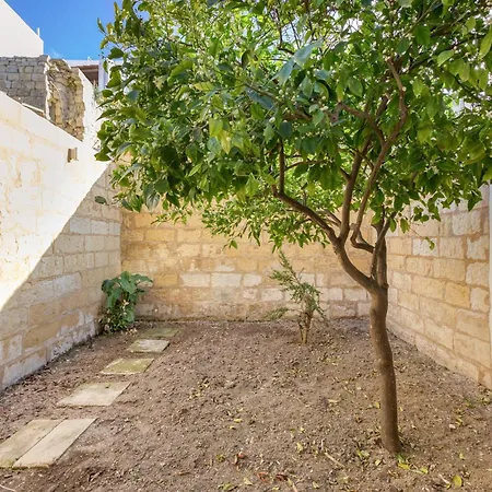 Stylish 3br Townhouse With Private Terrace & Bbq By 360 Estates * Paola